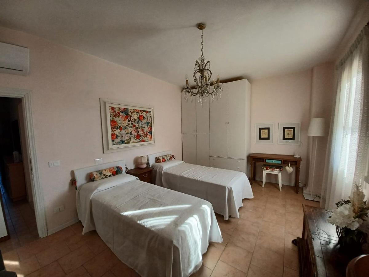 Casa Vacanze L'Acquerello Lari Zewnętrze zdjęcie